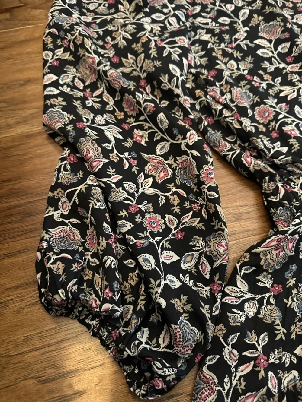 NWT Abercrombie & Fitch Long-Sleeve L whimsigoth Ruffle Mini Dress Black Floral - Picture 6 of 13
